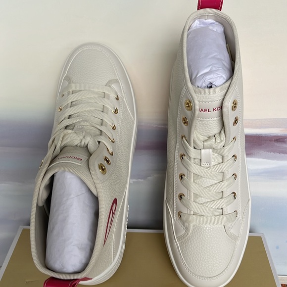 MICHAEL KORS SHEA MID HIGH TOP
FAUX LEATHER
49R4SHFE5L
ELECTRIC PINK
Sneakers - Picture 12 of 16